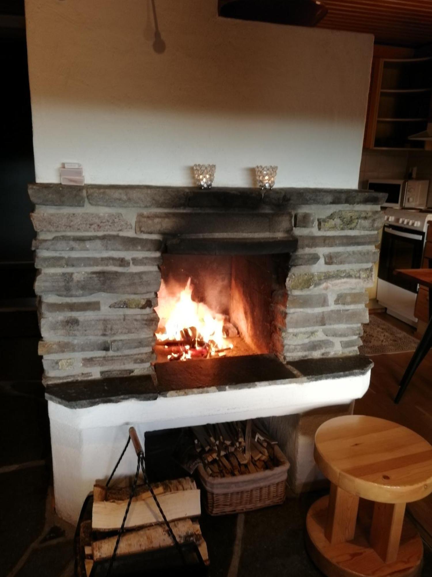 Chill Cave - Logwood Cottage รูกา ภายนอก รูปภาพ